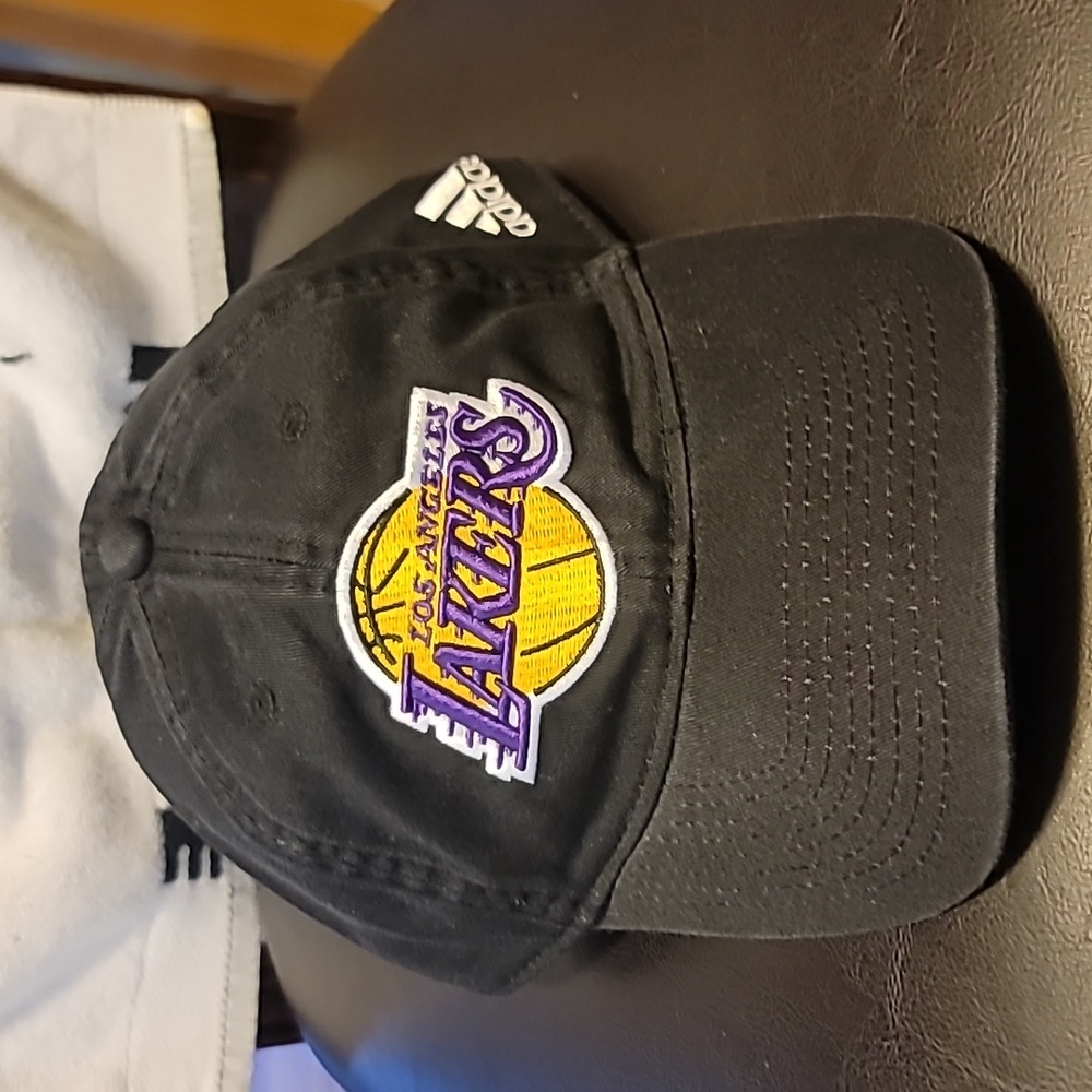 adidas laker hat